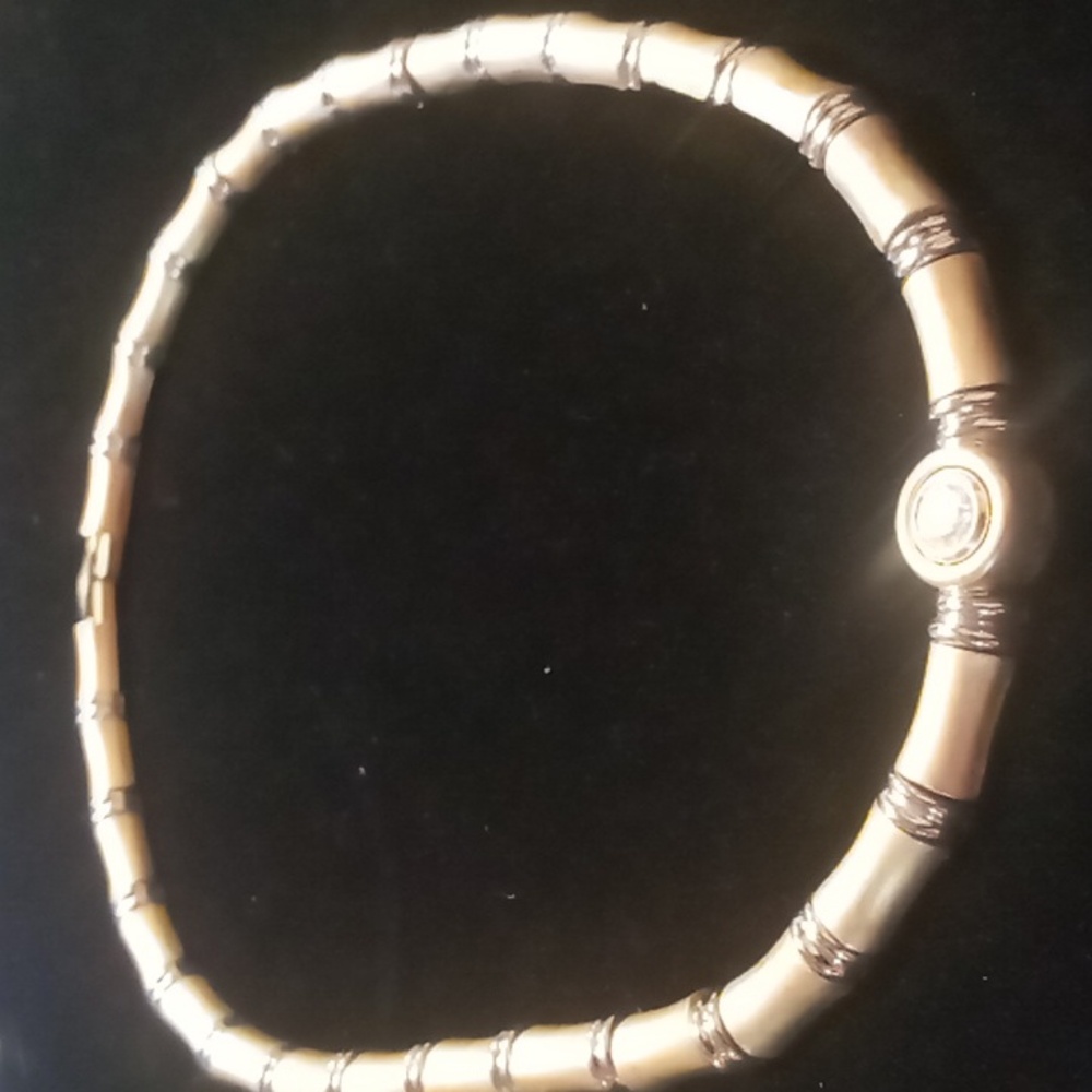 80s gold wash and silver bar link collar necklace. 18 inches long .latch clasp